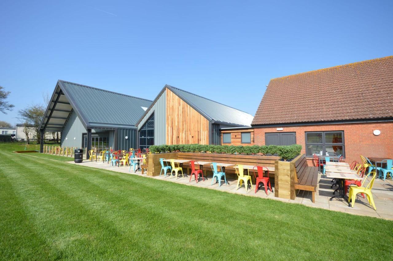 Camping Pods, Carlton Meres Holiday Park Rendham Eksteriør billede